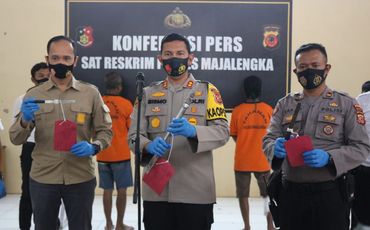 Tiga Pelaku Pembobol Toko, di Ringkus Sat Reskrim Polres Majalengka. Satu Pelaku Dihadiahi Timah Oanas
