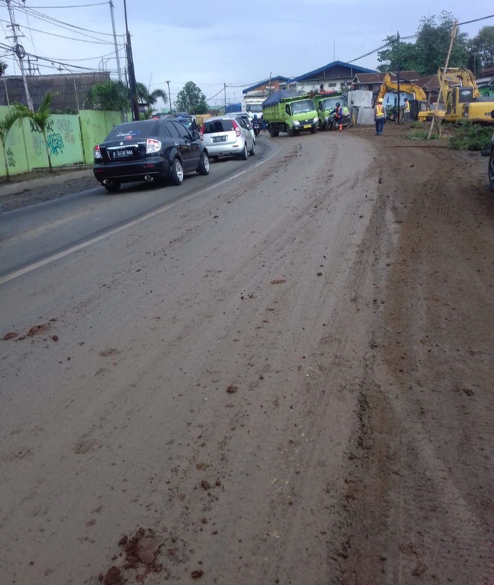 Warga Keluhkan Dampak Pembangunan Double Track