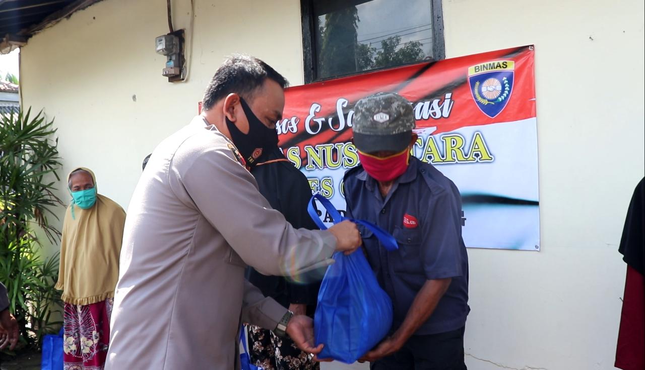 Kapolres Ciamis Kunker Ke Wilkum Yang Berada di Kab.Pangandaran dan Bagikan Sembako