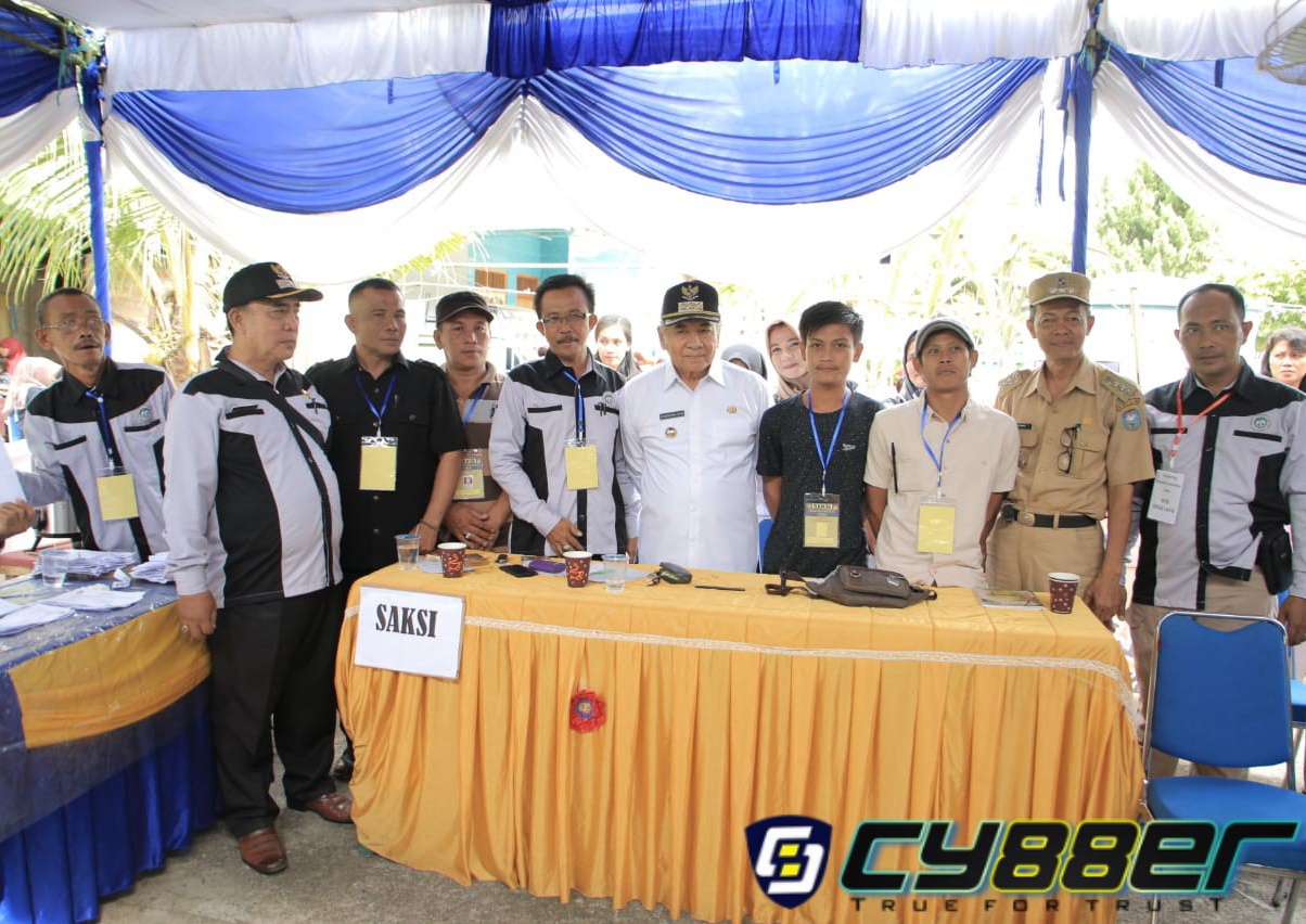 Bupati OKU Bersama Forkopimda Tinjau Pelaksanaan Pilkades Serentak