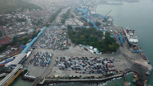 Heboh di Merak: 2 Mayat Bugil di Mobil dan 19 Sapi Lepas