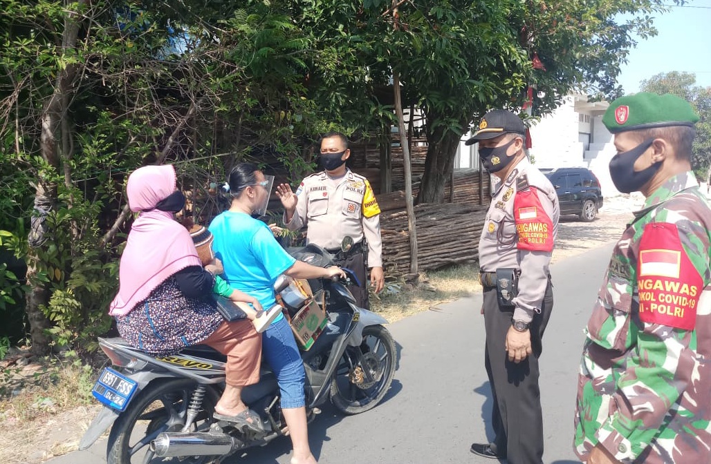Bersama Gugus Tugas Covid-19, Polsek Tukdana Gelar Razia Masker