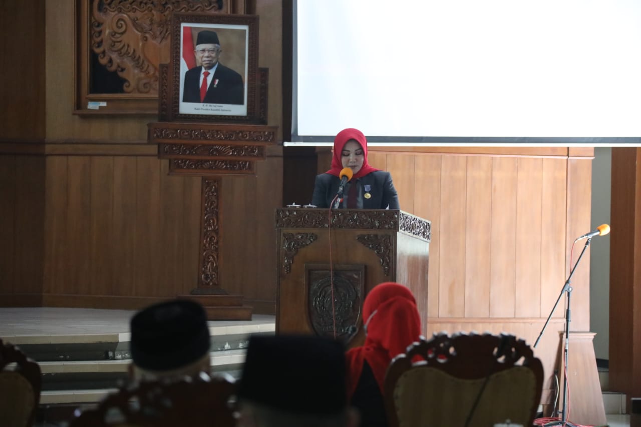 Hari Pertama Masuk Kerja   Bupati Klaten Sampaikan Pidato di Sidang Paripurna DPRD 