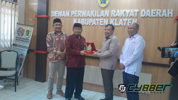Kunjungan Kerja Ombudsman RI ke DPRD Klaten: Bahas Peningkatan Kualitas Layanan Publik dan Etika Kelembagaan