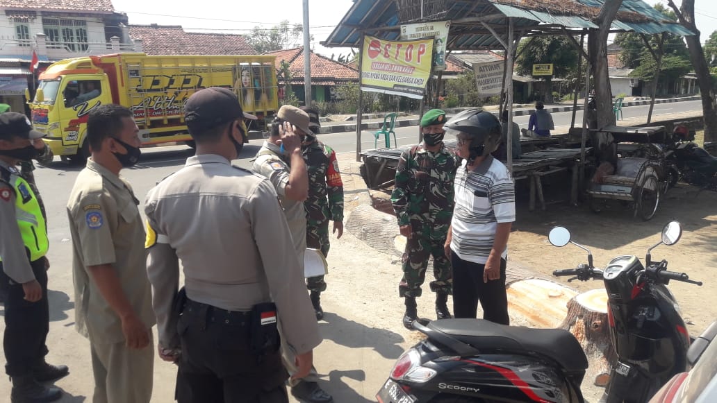 Giat Ops Yustisi Tiga Pilar Kecamatan Krangkeng Berikan Teguran Dan Pemahaman 3M