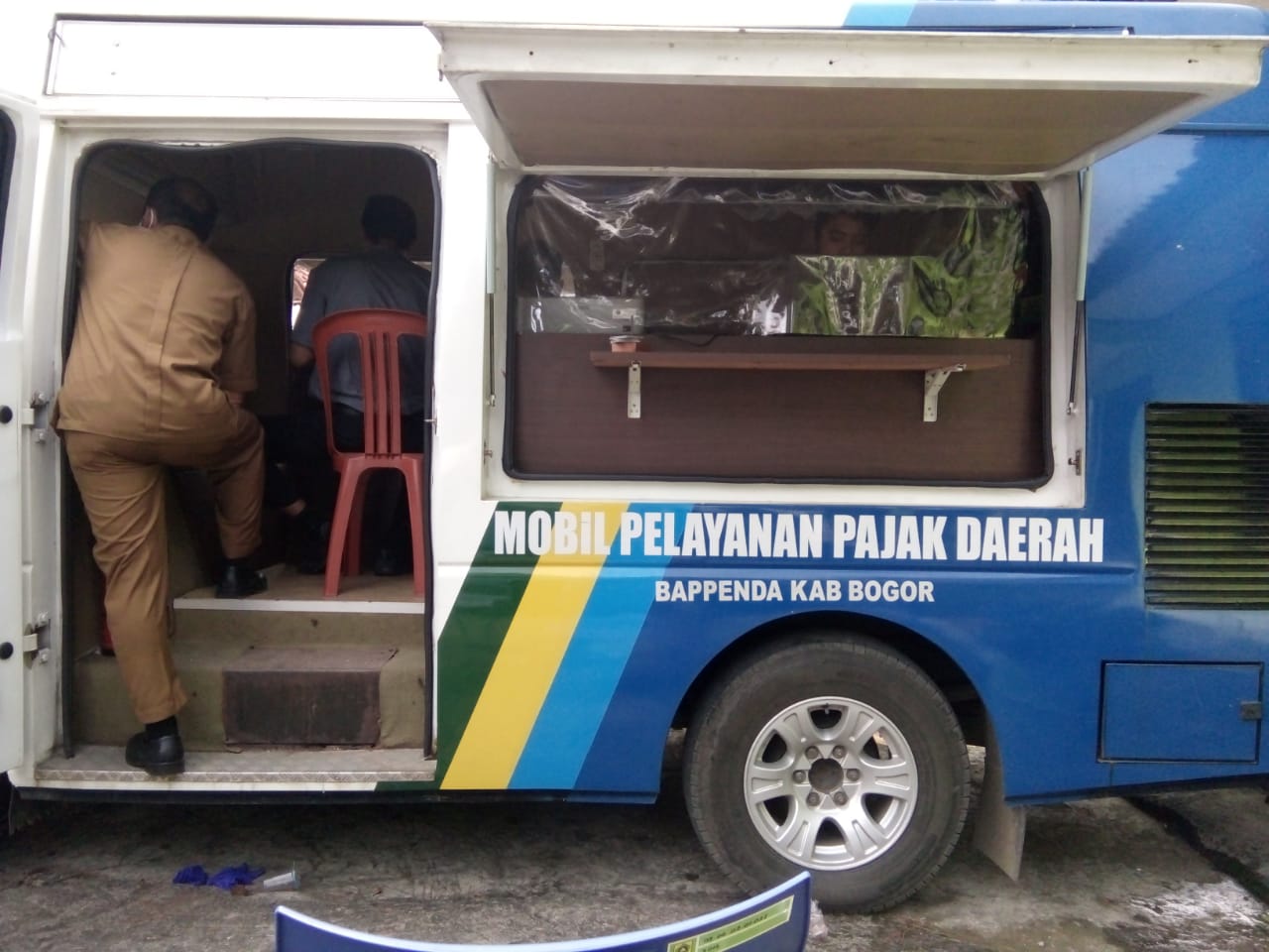 Bappenda Kabupaten Bogor Permudah Pelayanan Pembayaran Pajak Dengan Mobil Keliling