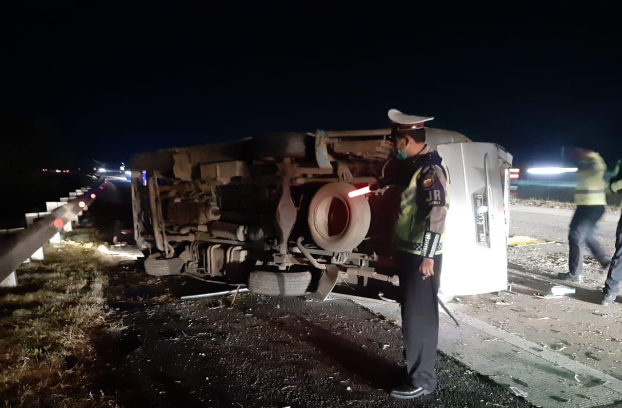 Kecelakaan di Tol Cipali Km.184.300 Cirebon, 8 Orang Tewas 15 Orang Luka-Luka  