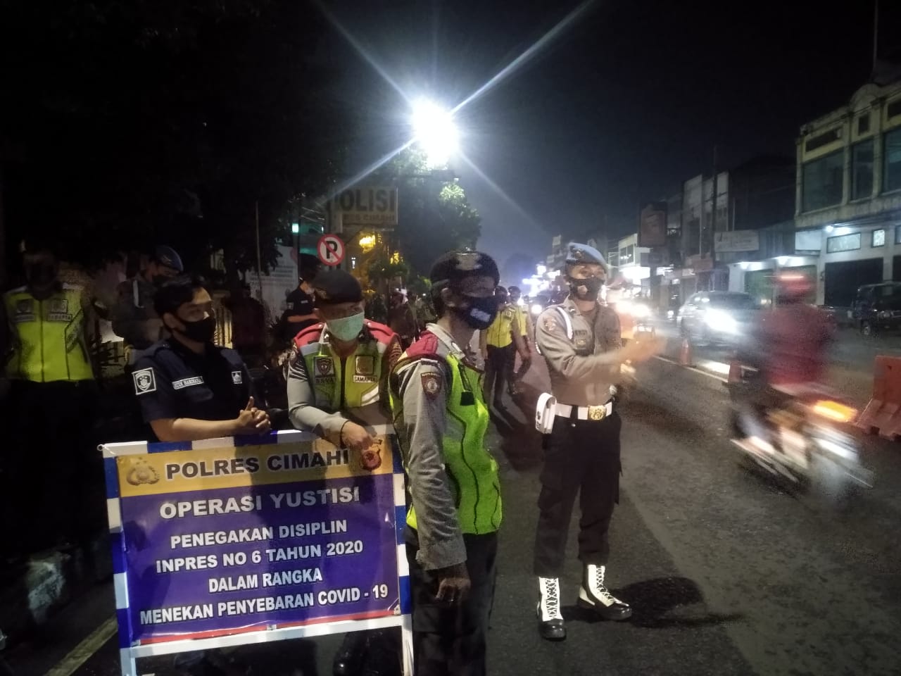 Ops Yustisi Dengan Sistem Stasioner di Wilkum Polres Cimahi Polda Jabar