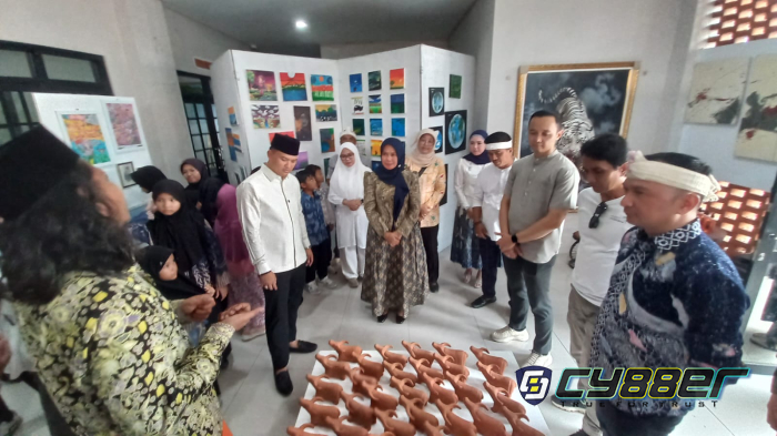 Buka Majalengka Creative Festival 2026, Wabup Dena Dorong Ekonomi Kreatif dan Pelestarian Budaya Lokal.