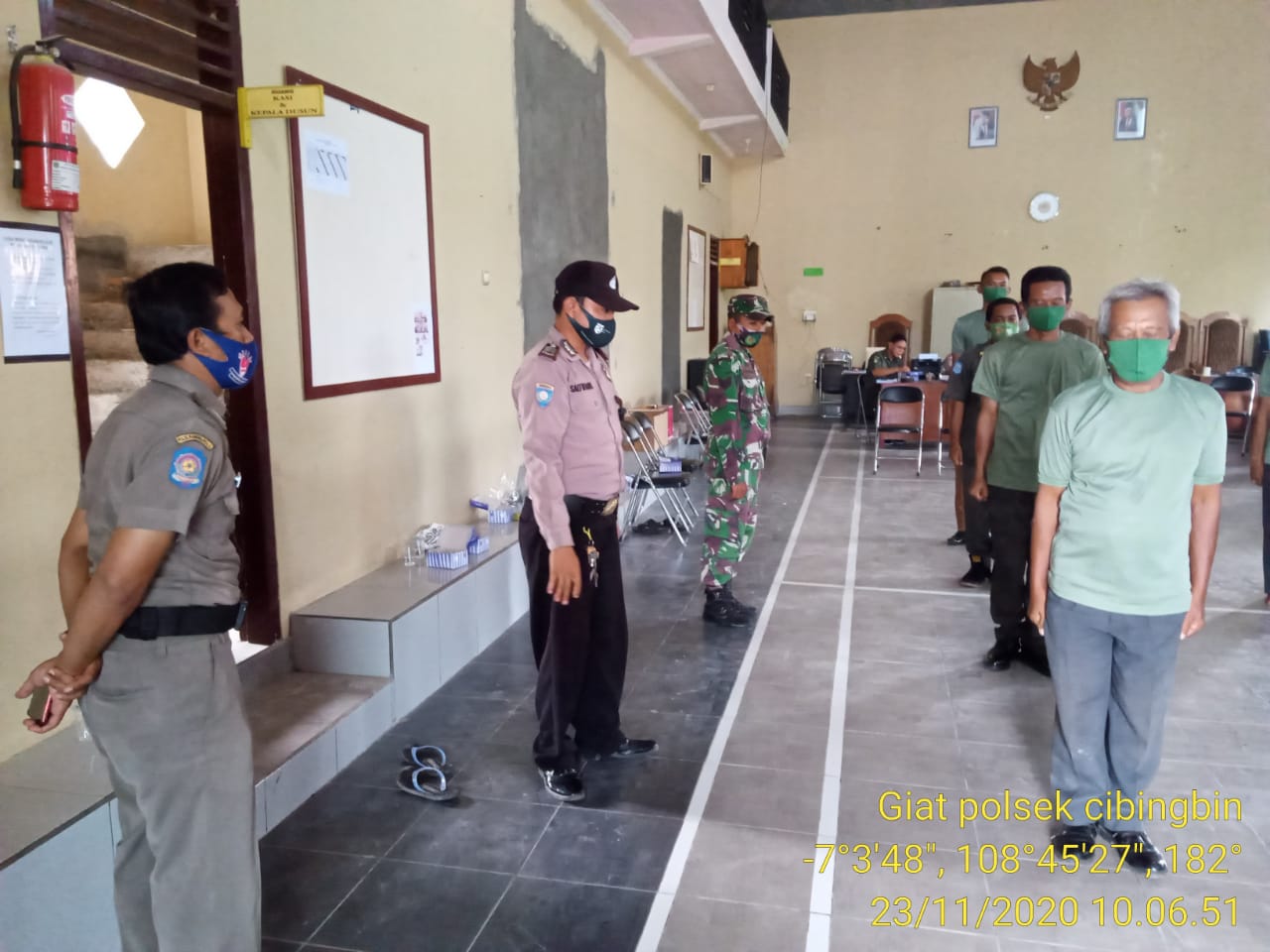 Koramil Cibingbin Berikan Pelatihan Kamtibmas Linmas Desa Sindangjawa