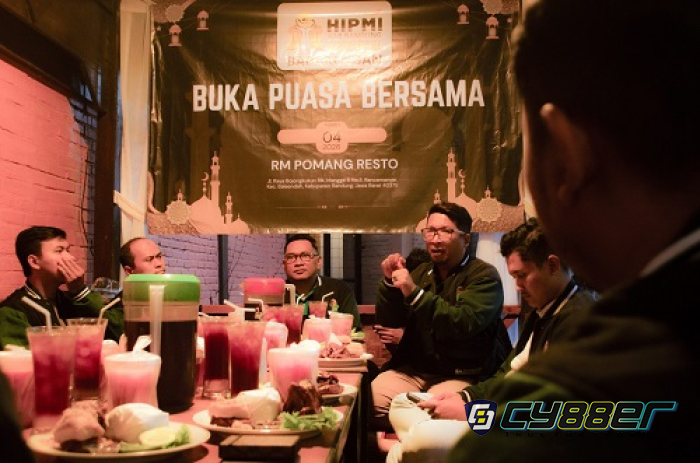 Adhitya Fathur Rahman Gelar Buka Bersama Pengurus HIPMI Kabupaten Bandung, Bersyukur Dapat Restu Bupati sebagai Calon Ketua
