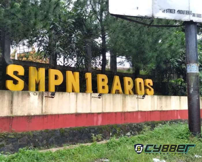 Revitalisasi SMPN 1 Baros Jadi Harapan Baru, Wali Murid Dambakan Fasilitas Belajar yang Aman dan Nyaman