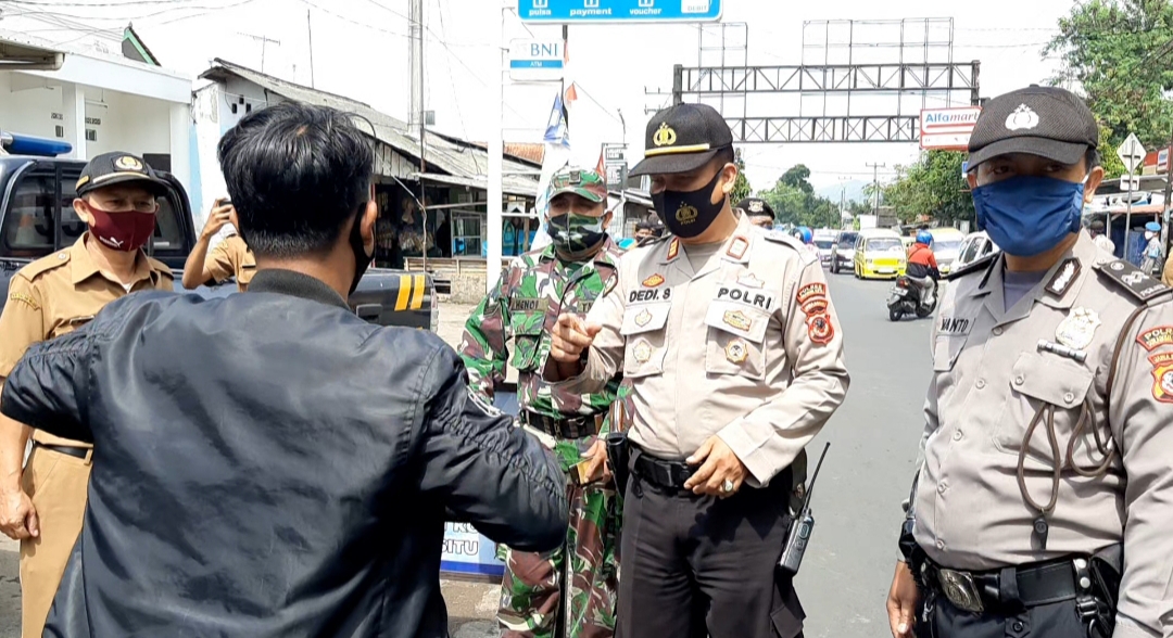 Tim Gabungan Pimpin Ops Yustisi di Wilkum Polres Sukabumi Kota Polda Jabar