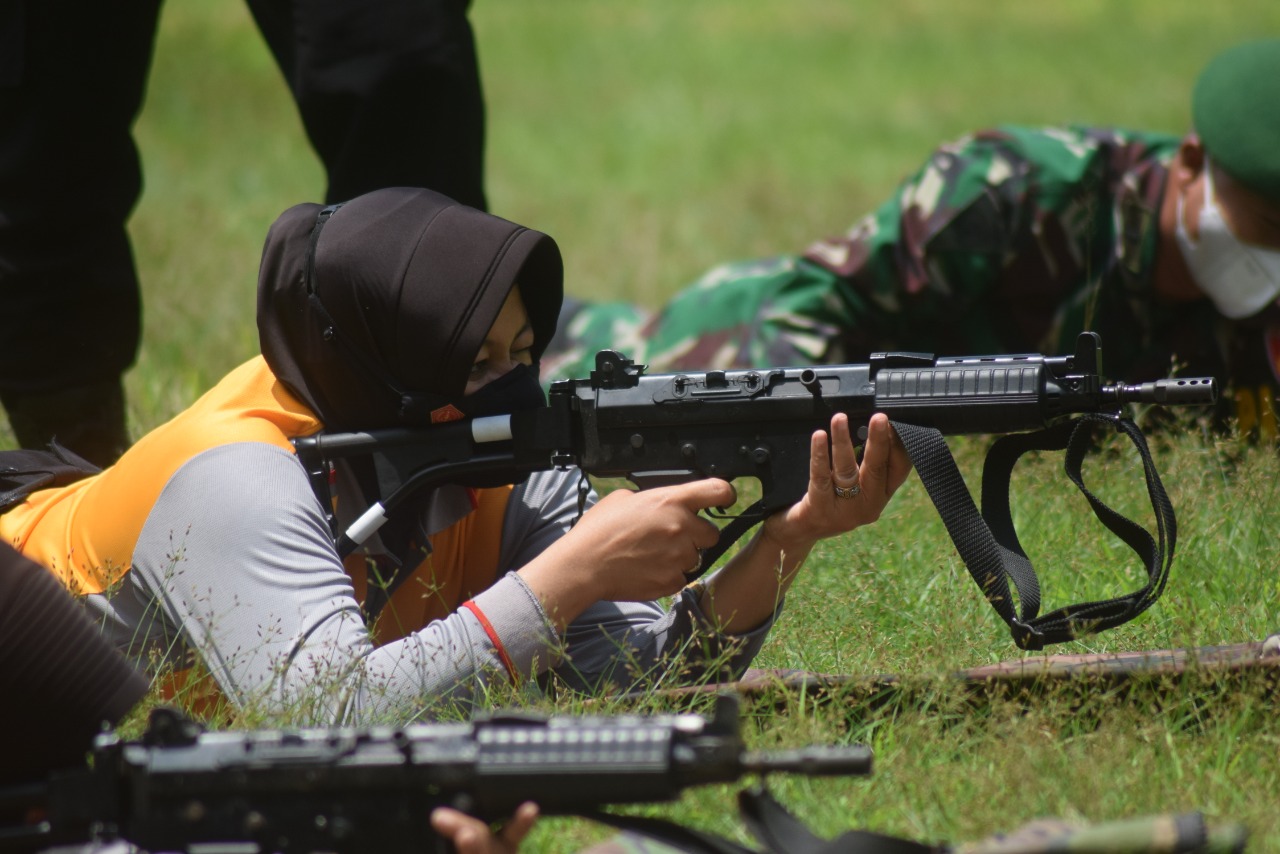 Guna Tingkatkan Kemampuan dan Kemahiran Anggota, Polres Tegal Kota Gelar Latihan Menembak