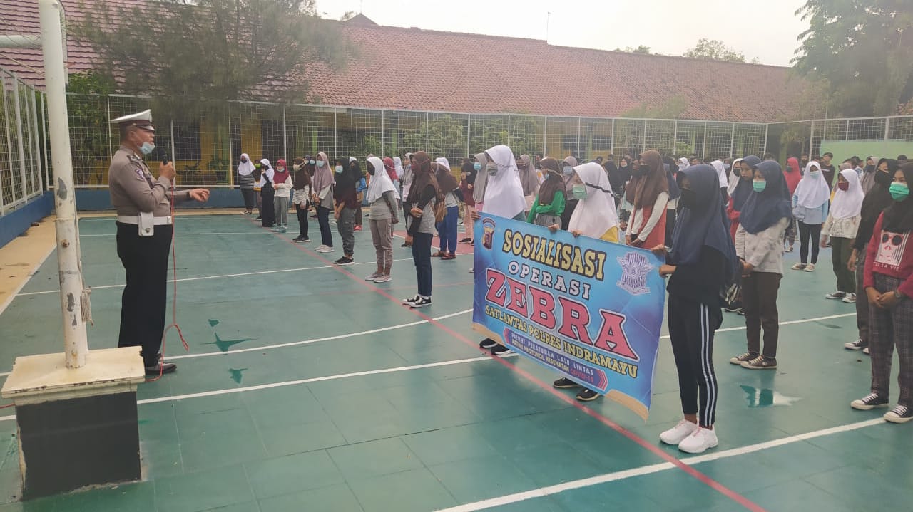 Satlantas Polres Indramayu, Polda Jabar Giat Sosialisasi Ops Zebra Lodaya di SMPN 1 Indramayu