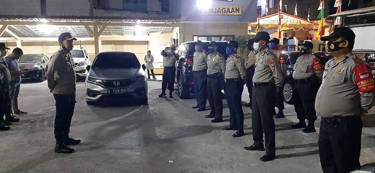 Polsek Pademangan bersama Tiga Pilar Apel Patroli Persuasif Adaptasi Kebiasaan Baru