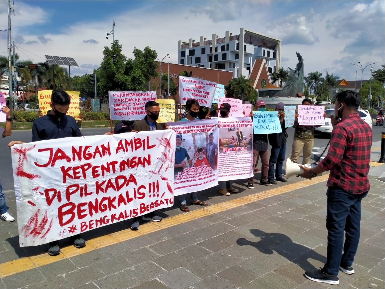Gelar Aksi Damai, Tolak Pengangkatan PLT Bupati Bengkalis