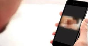 Seorang Pria Pengikut Tokoh Agama Konghuchu Diteror Video Porno Selama 1 Tahun