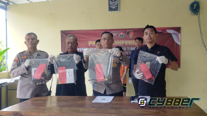 Polsek Cibeber Ungkap Kasus Pencurian Handphone saat Tarawih, Dua TKP dan Empat HP Disita