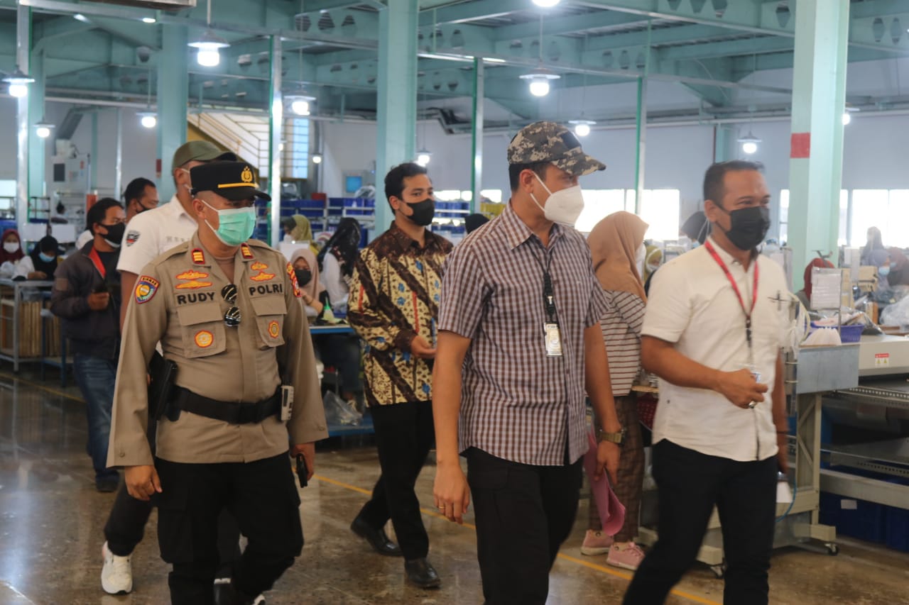 Denda 15juta Menanti 3 Perusahaan Industri di Majalengka yang Melanggar PPKM Darurat