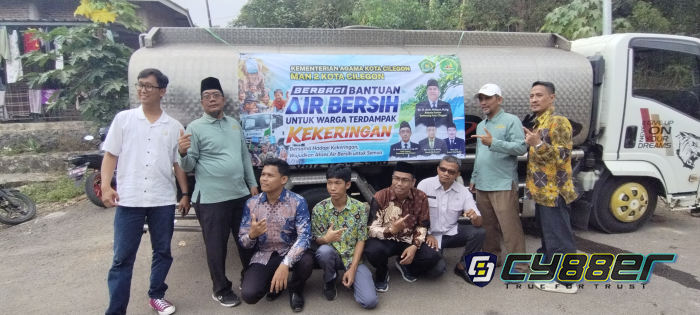 MAN 2 Kota Cilegon Salurkan Dua Tangki Air Bersih untuk Warga Gunung Batur