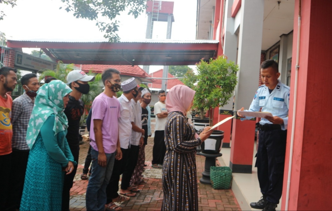 20 Napi Rutan Batang Bebas Asimilasi