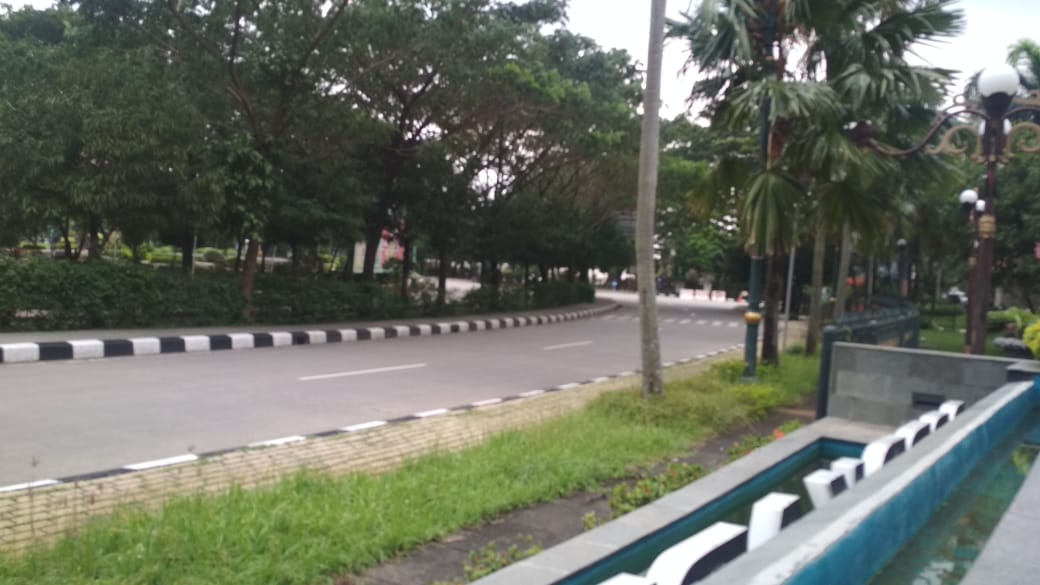 Kabupaten Bekasi Terapkan PSBB, Bupati Janji Pemerataan Bantuan Sosial 