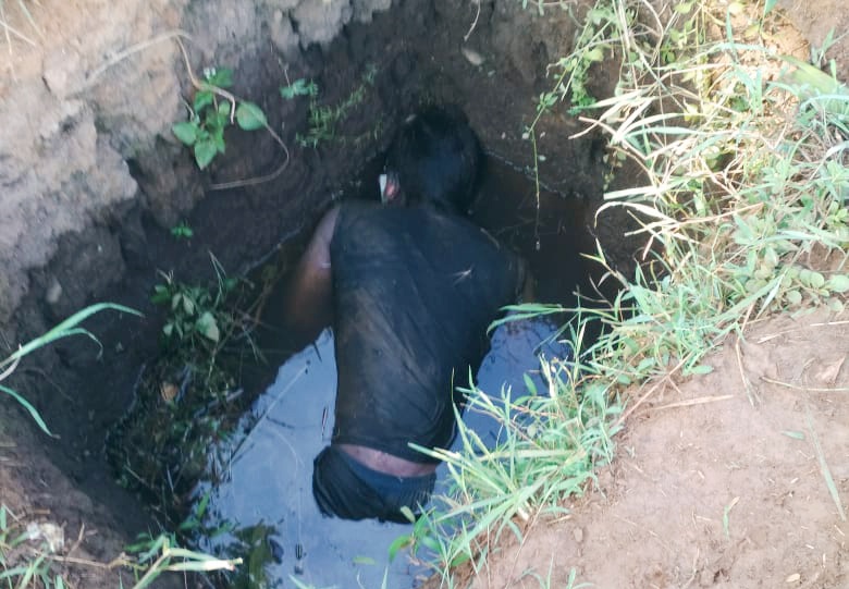 Seorang Pria Ditemukan Tewas Membusuk di Galian Bata Merah 