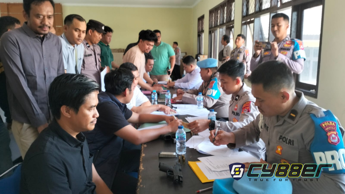 Senpi Harus Sesuai Prosedur, Wakapolres Cilegon Tegaskan Pengawasan Internal