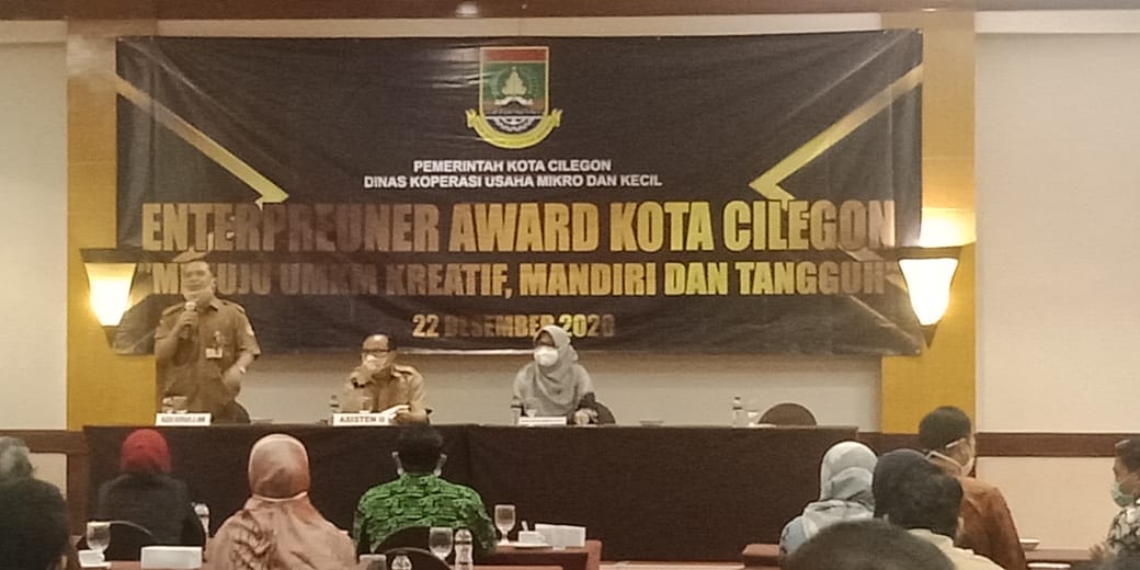 Dinas Koprasi dan UMKM kota Cilegon Beri Penghargaan pada Pelaku Usaha