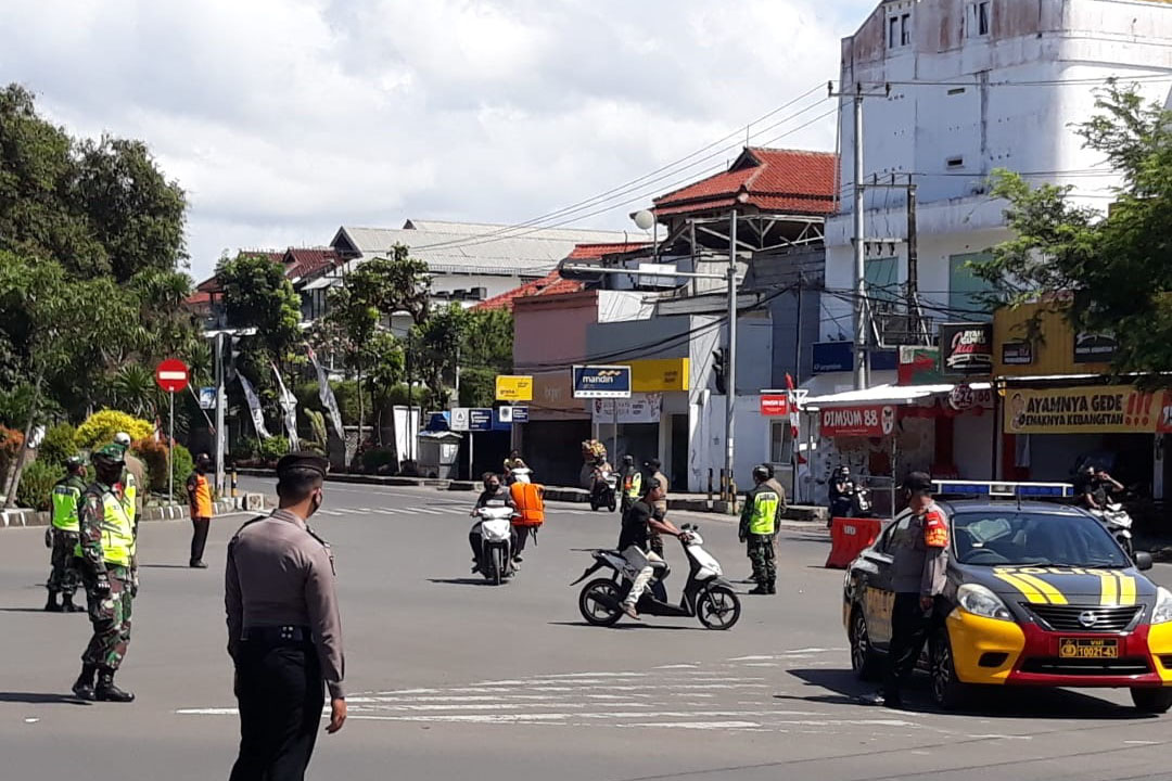 Puluhan Wisatawan Obyek Wisata Pantai Pangandaran Terjaring Razia Masker