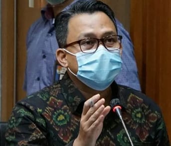Terkait Proyek Pengadaan Servis Pesawat di PT DI, KPK Dalami Dugaan Aliran Dana ke Pihak Tertentu di Kemensetneg 