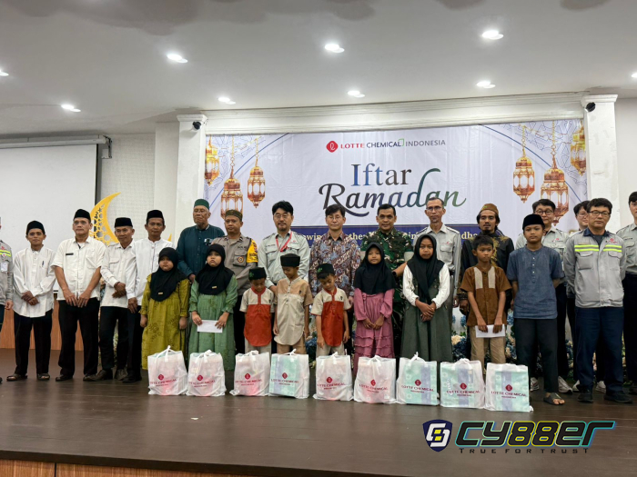 PT LCI Santuni 25 Anak Yatim Warga Gerem