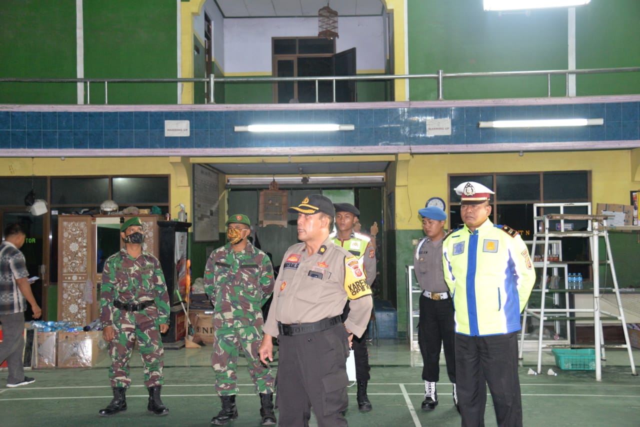 Antisipasi Penyebaran Virus Covid 19, Polres Bersama Kodim 0616 Melaksanakan Patroli Skala Besar
