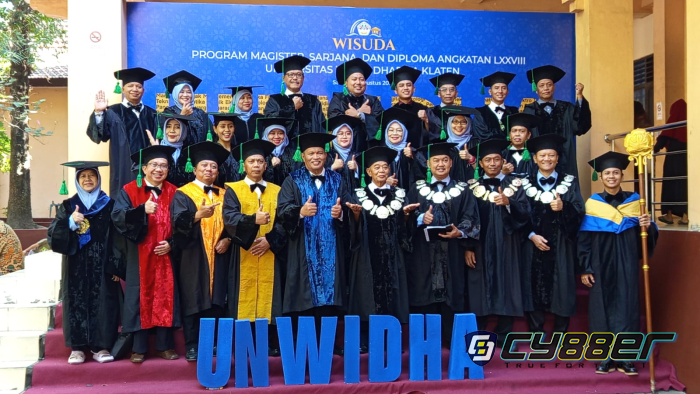 379 Lulusan Unwidha Klaten Diwisuda, Rektor Bidik Akreditasi Unggul