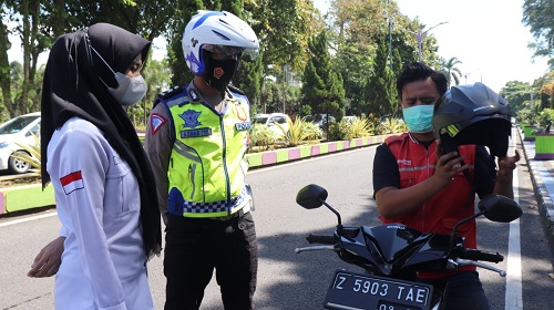 Polwan Polres Ciamis Polda Jabar Gelar Aksi Simpatik Guna Peringati Hari Kartini