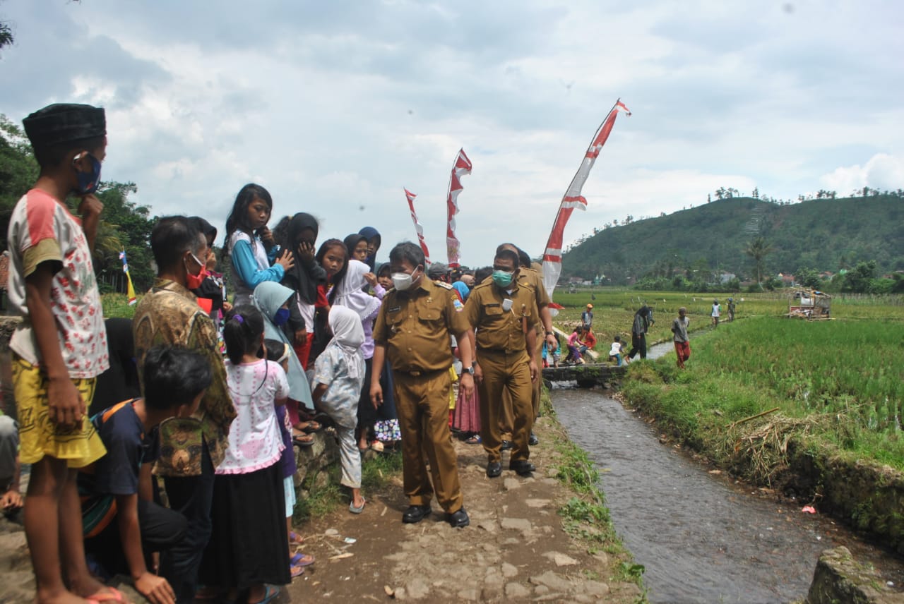 Bupati Garut Tinjau Lokasi Destinasi Wisata Air Desa Margaluyu Leles dan Monitoring Pembangunan Jalan Lingkar