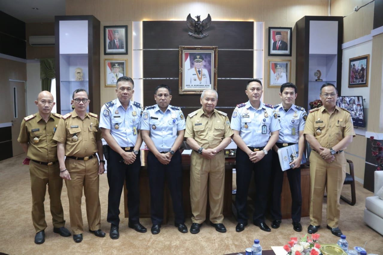 Bupati OKU Menerima Kepala Imigrasi Kelas II Muara Enim dan Kepala UKK Imigrasi Kab OKU