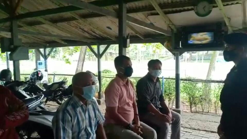 Jalin Kemitraan Dalam Pembinaan Masyarakat, Sat  Brimob Polda Jabar Sambangi Pangkalan Ojek Bungursari