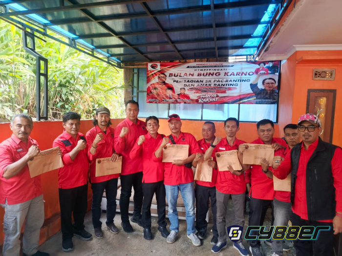 Rangkaian Bulan Bung Karno di Dapil IV Kab Sukabumi, PAC PDI Perjuangan Gegerbitung, Tebar Benih Ikan, Tanam Pohon, Hingga Bagikan SK Kepengurusan