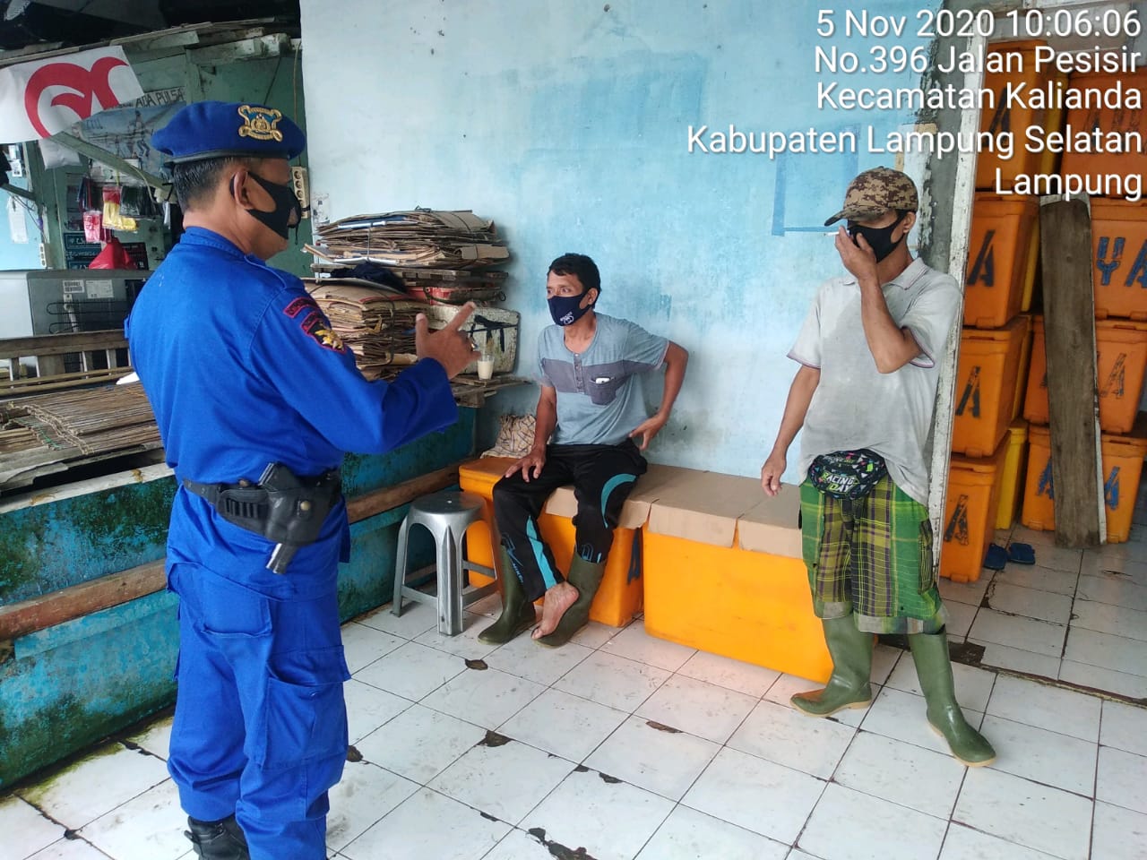 Satpolair Polres Lamsel Kunjungi 7 Lokasi Dalam Rangka Pengawasan Warga menjalani AKB