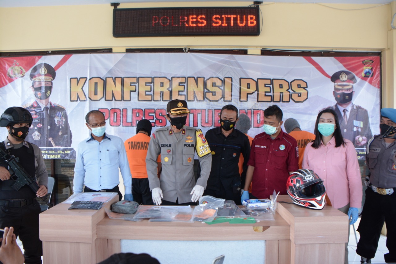 Ungkap Kasus Sabu Dan ITE Polres Situbondo Laksanakan Konferensi Pers