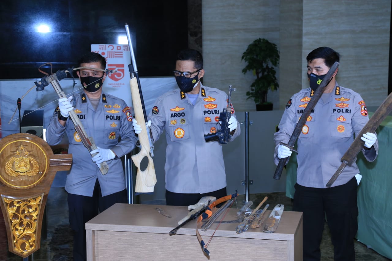 Polri Ungkap Bungker Persembunyian Teroris Upik Lawanga