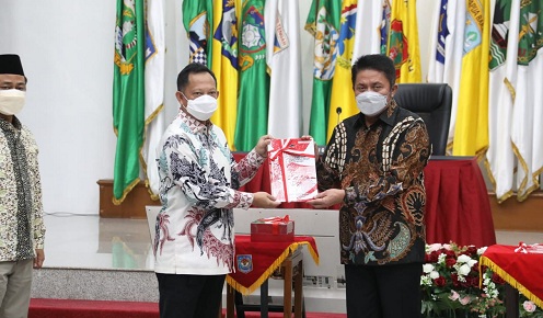 Dukung Investasi, Mendagri Minta Kepala Daerah Inventarisasi Aturan Daerah