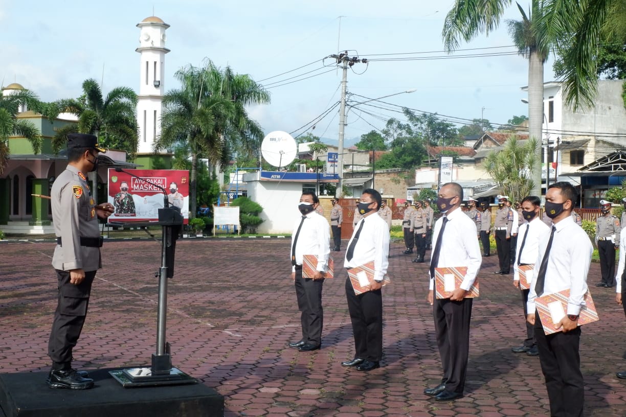 Delapan Personel  Polresta Bandung Polda Jabar Dapat Penghargaan