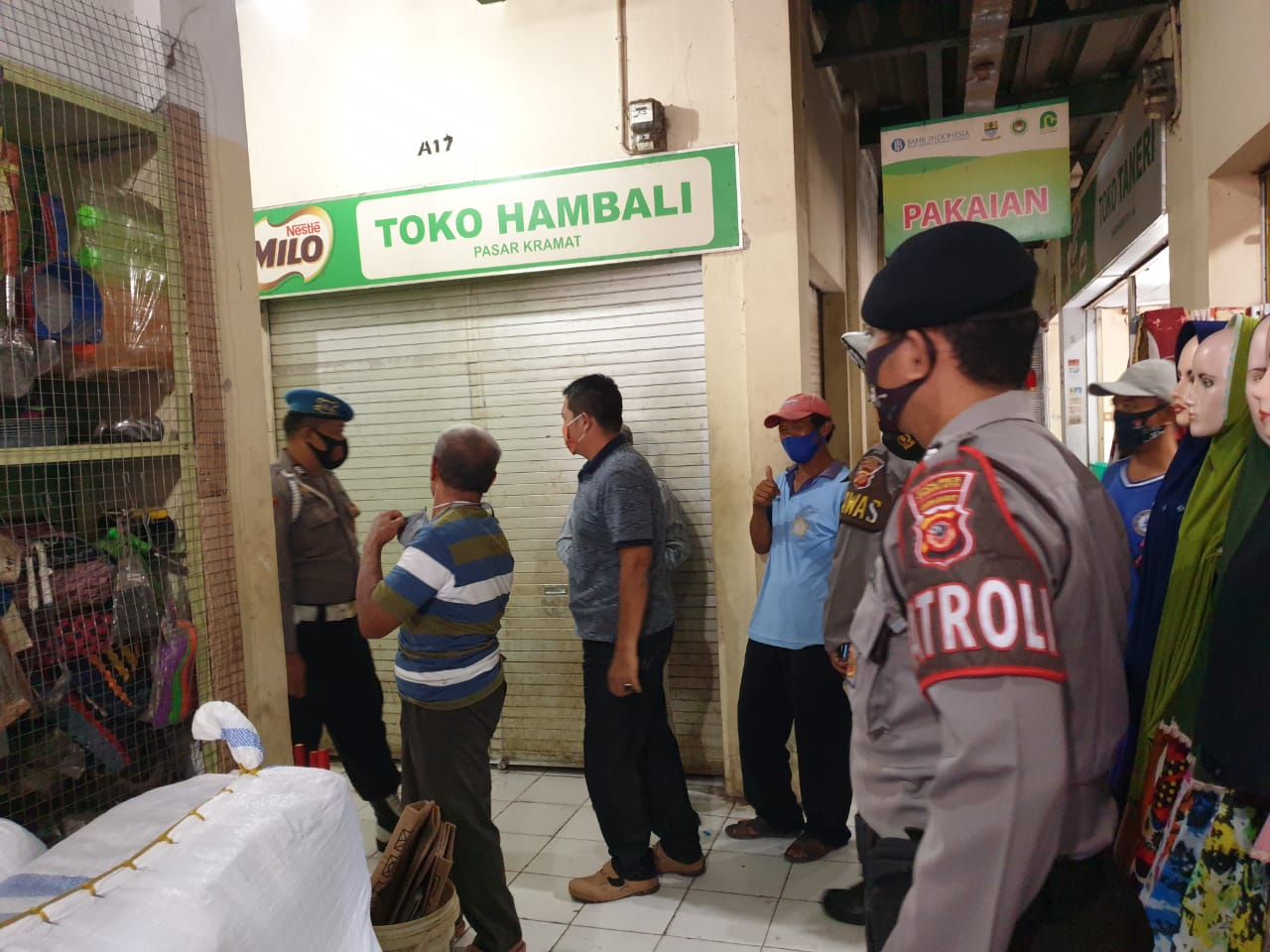 Sosialisasi 3M Polres Cirebon Kota Polda Jabar Berlangsung di Pasar Kramat dan Depan Gedung Negara