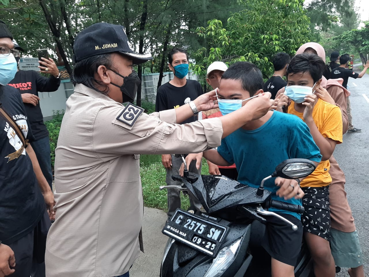 Wakil Wali Kota Jumadi Beserta (IKAPRA) Ikatan Pemuda Pemudi Halmahera Sosialisai Protokol Covid-19 