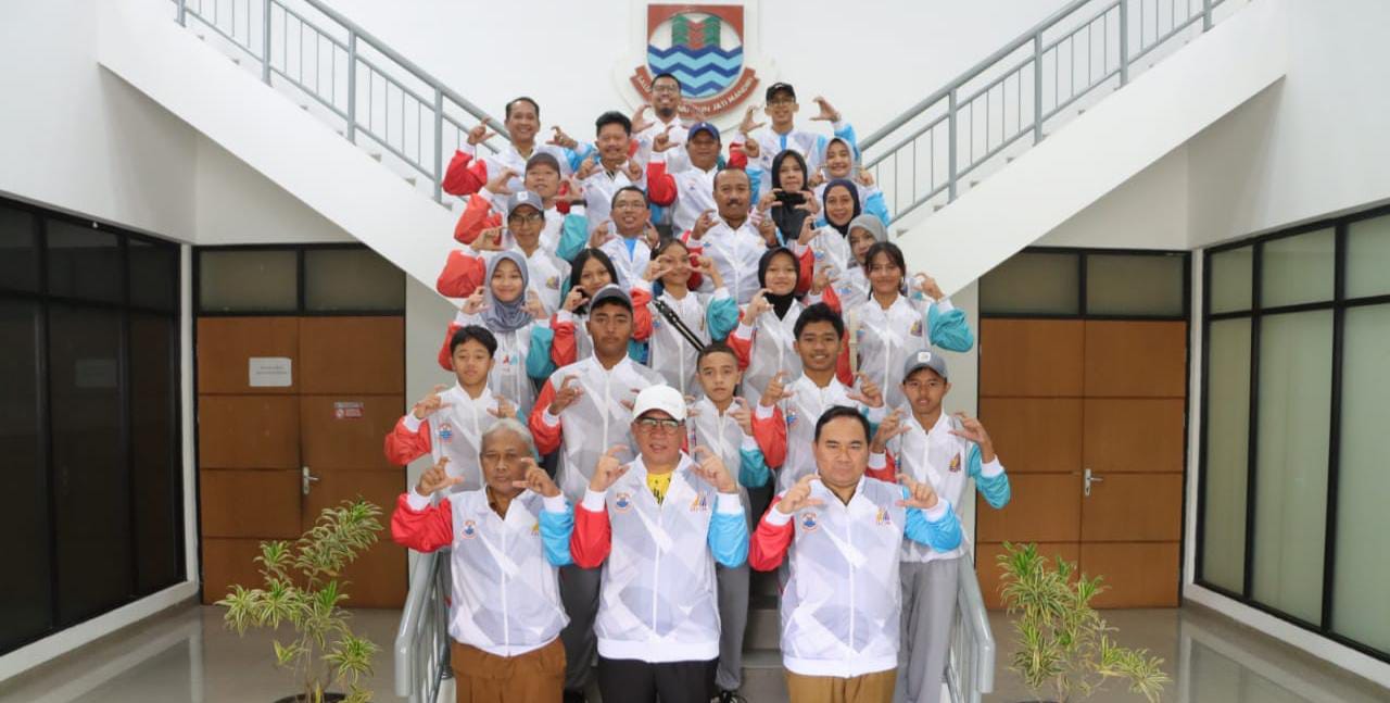 Kontingen Kota Cimahi Siap Berlaga di Kontingen Kota Cimahi Siap Berlaga di O2SN Tingkat Provinsi Jawa Barat Tahun 2024. .