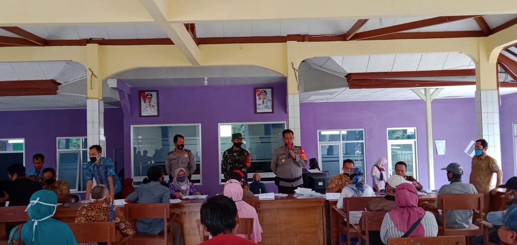 Kapolsek Pamarican Polres Ciamis, Monitoring Penyaluran BLT
