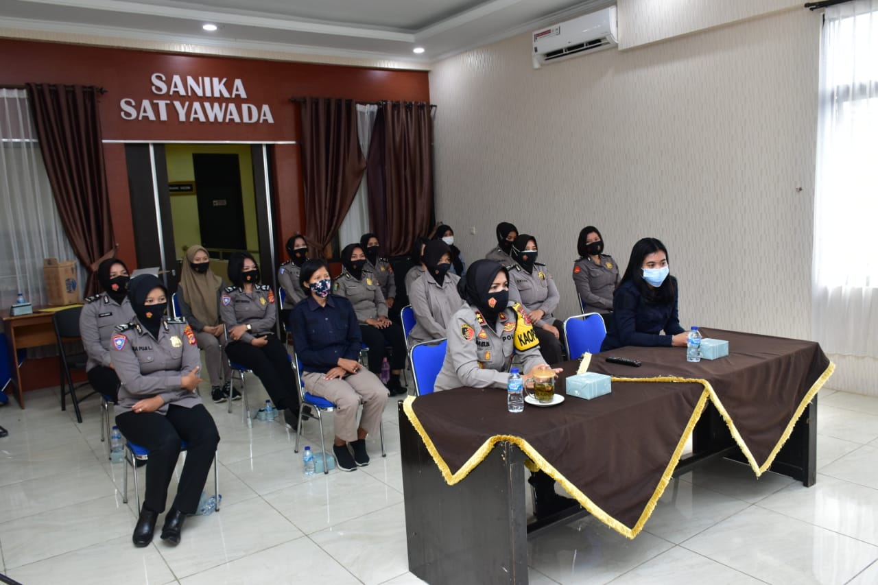 Kapolres Banjar Pimpin Pelaksanaan Webinar Personel Polwan